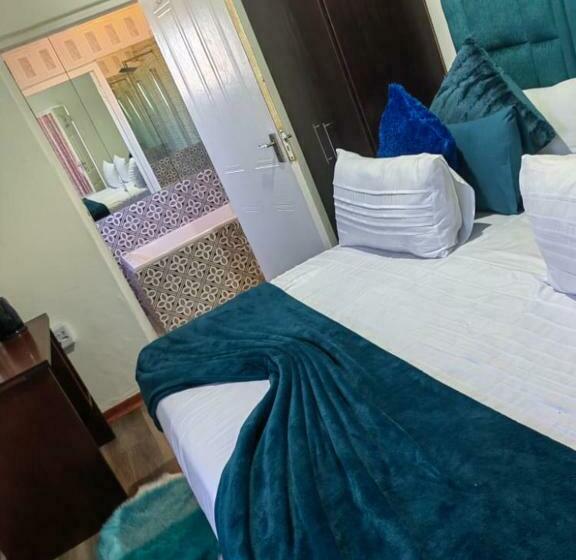 اتاق استاندارد, Obaa Sima Guest House