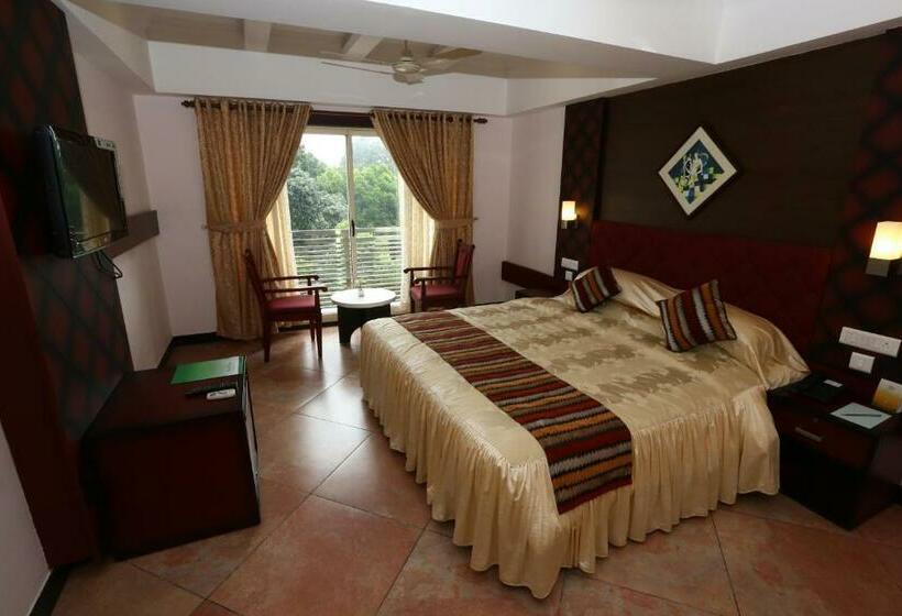 Номер Deluxe, Pearl Royal International Hotels & Resorts Pvt Ltd