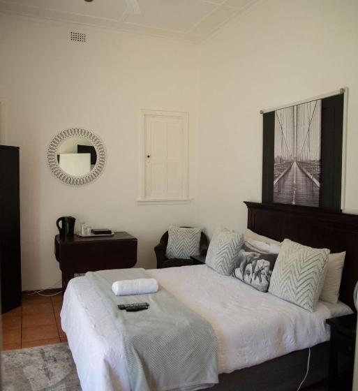 Номер Стандарт, Lydenburg Manor Guest House