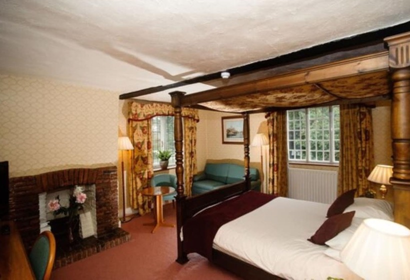 Quarto standard, Howfield Manor