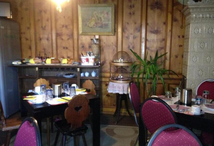 Апартаменты 1 Спальня с Балконом, B&b Hotel & Appartements Chasa Valär