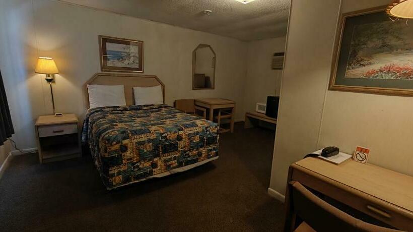 Номер Стандарт, Twin Pine Motel