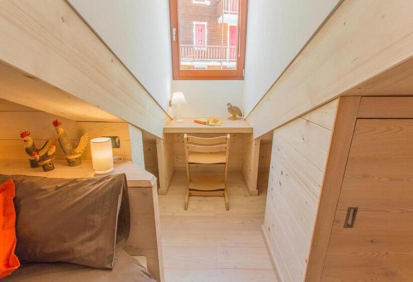 اتاق استاندارد چهار تخته, B&b White Moon