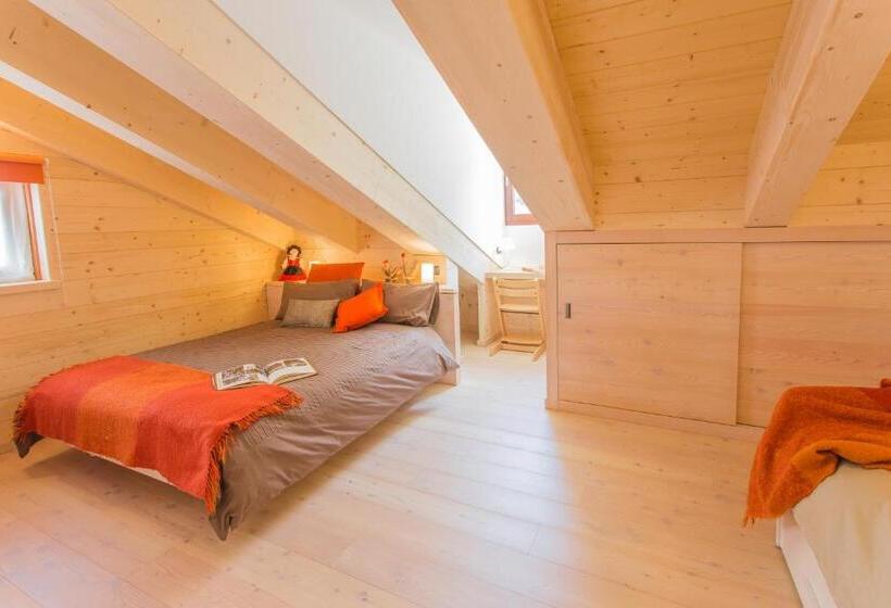 Четырехместный Номер Стандарт, B&b White Moon