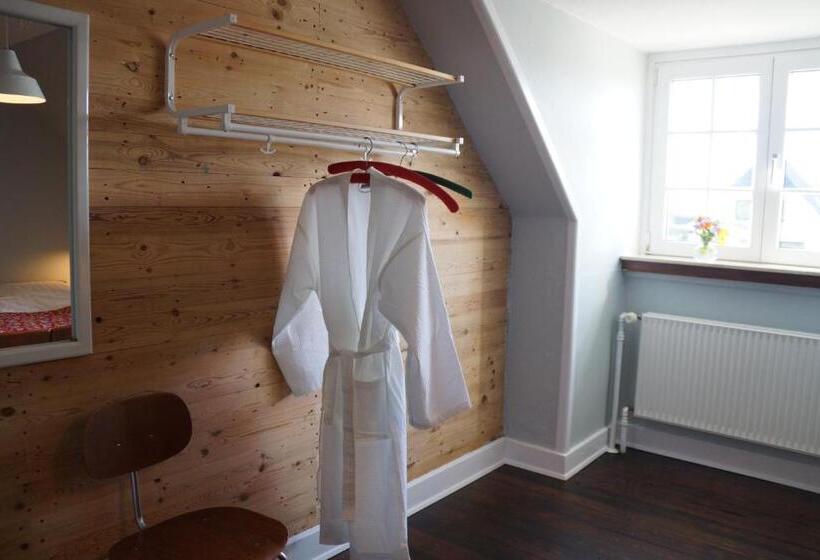 Номер Стандарт Трехместный, Huset I Hejls