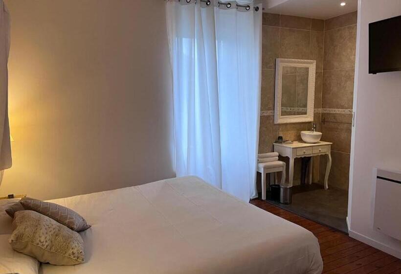 Дом 1 Спальня, L'hostellerie De Sèvremont