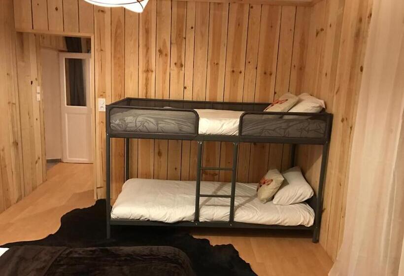 Дом 1 Спальня, L'hostellerie De Sèvremont