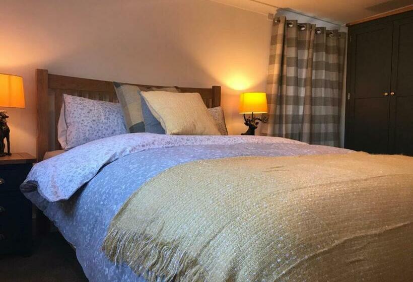 家庭套房, Ye Olde Saddlery B&b