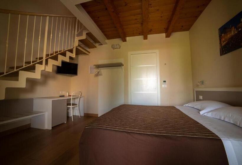 Четырехместный Номер Стандарт, Agriturismo B&b Vista Parco