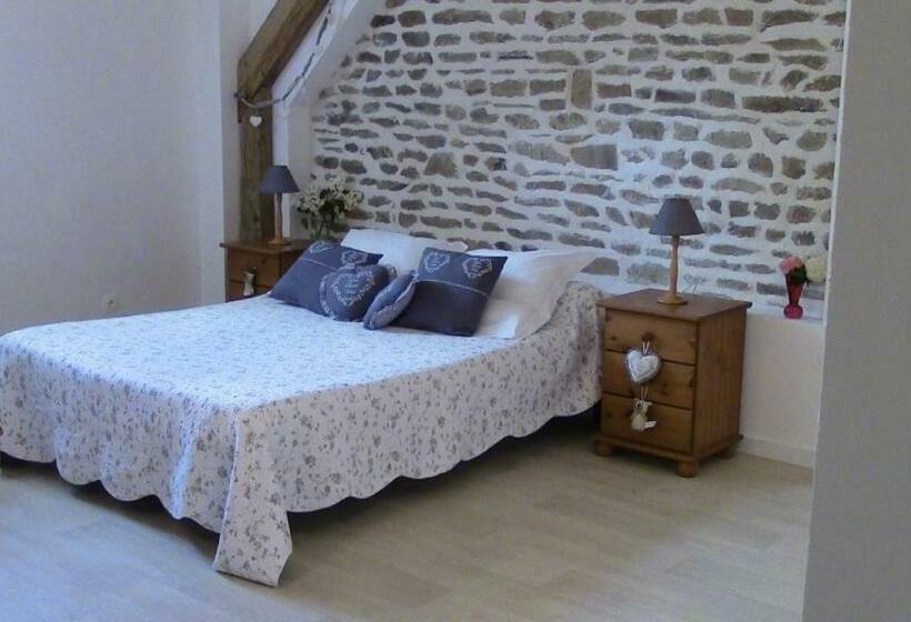 Номер Стандарт, La Bastide Du Moulin   Mont St Michel