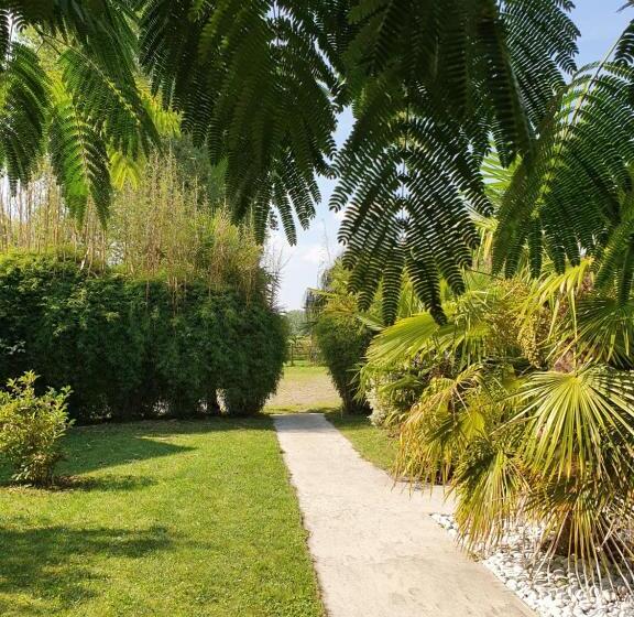 Дом 1 Спальня, La Bastide Du Moulin   Mont St Michel