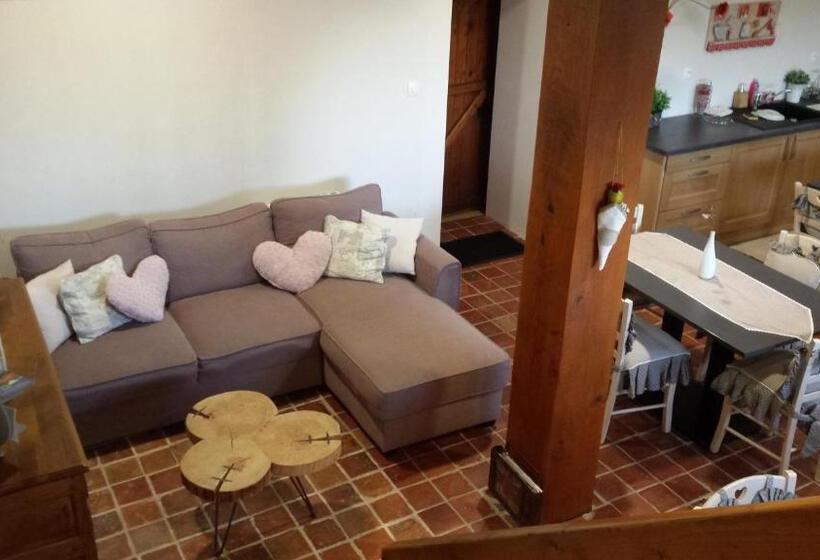 חדר סטנדרט לארבעה, La Bastide Du Moulin   Mont St Michel