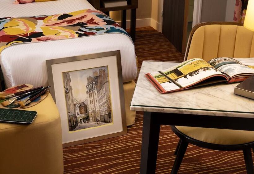 Chambre Standard, Des Arts Montmartre