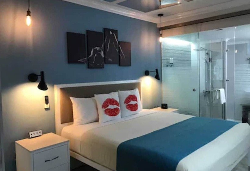 اتاق پرمیوم با چشم‌انداز دریا, Hedonism Ii Resort