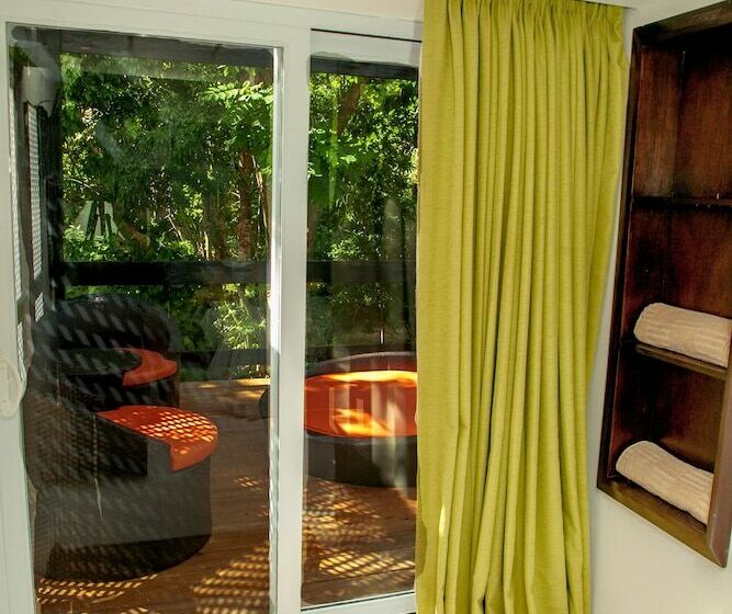 اتاق پرمیوم با چشم‌انداز دریا, Hedonism Ii Resort