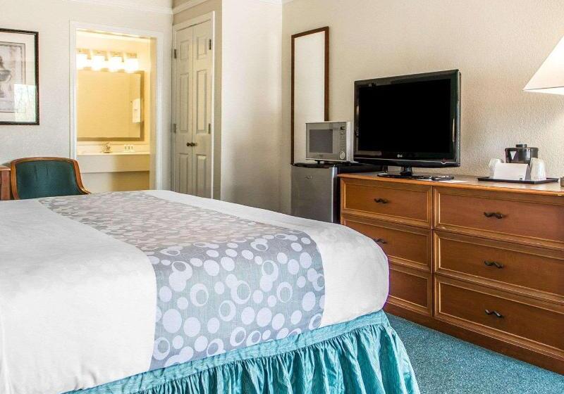 Quarto Estandar Cama King, Quality Inn Tulsa Central