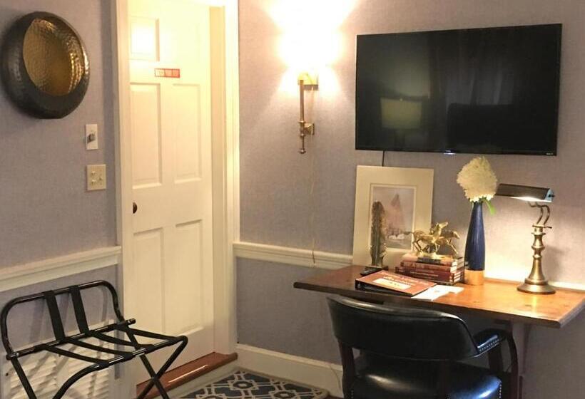 Стандартный Номер Кровать Кинг, Center Lovell Inn