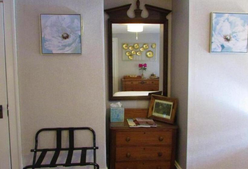 Люкс 2 Спальни, Center Lovell Inn