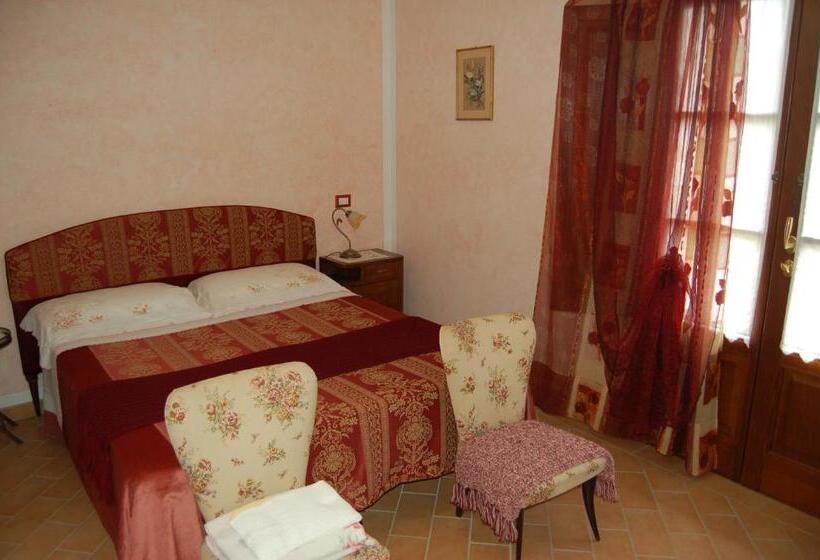 Номер Стандарт Вид на Сад, Agriturismo Le Rondinelle