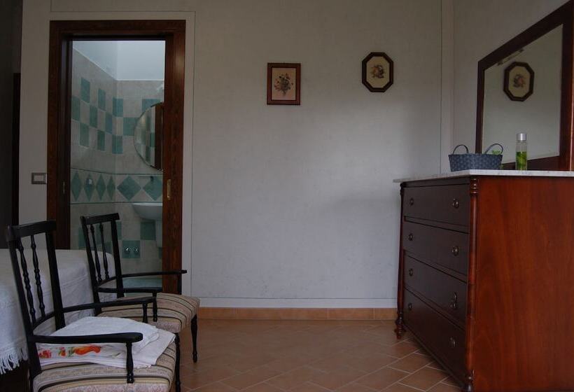 Номер Стандарт, Agriturismo Le Rondinelle
