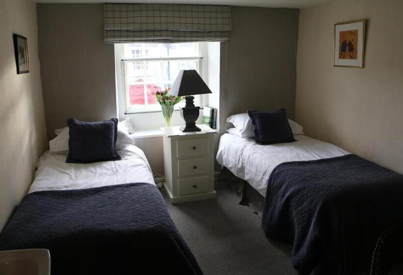 Номер Стандарт, Rumah Home B&b