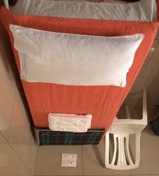 标准单人间, Mourya Deluxe A/c Lodge