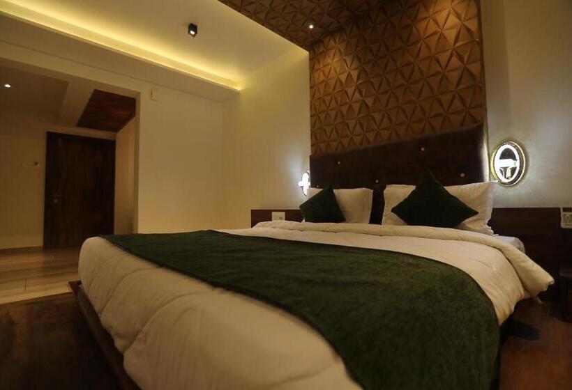Люкс Кровать Кинг, Neptune Inn