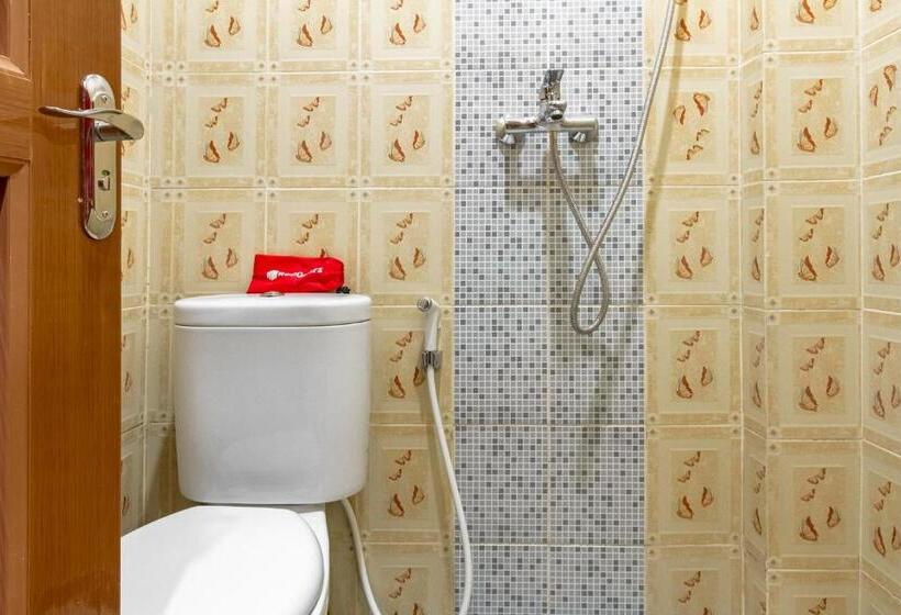 Номер Стандарт Индивидуальный, Reddoorz Plus @ Gunungsari Surabaya