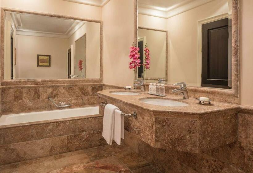 コネクティングルーム（家族用）。, Anantara Villa Padierna Palace Benahavís Marbella Resort   A Leading Hotel Of The World