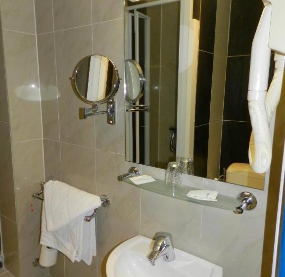 共用房间的床, Antares Hostel