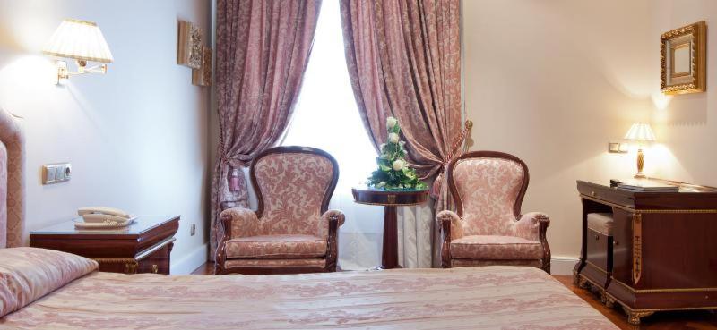 اتاق استاندارد, Alameda Palace