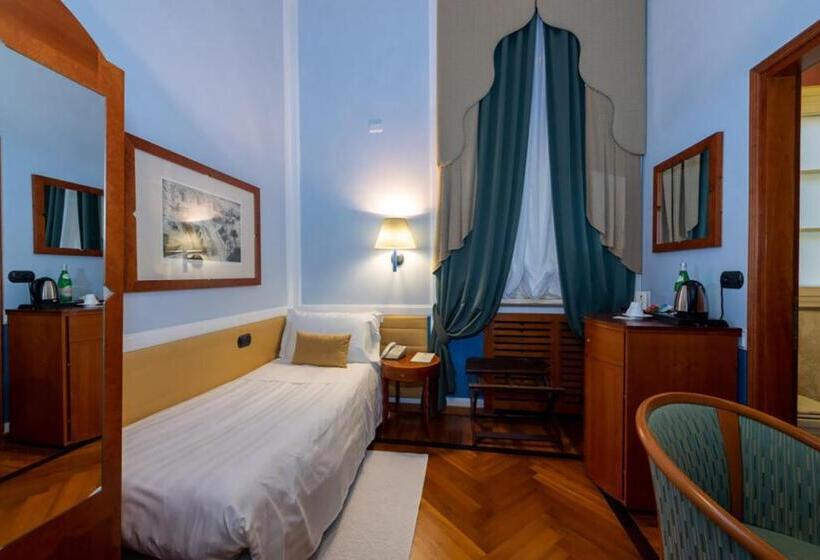 اتاق استاندارد یک نفره, Grand Hotel Ortigia