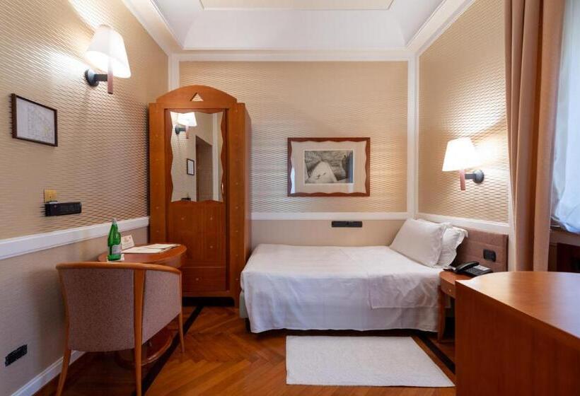 اتاق استاندارد یک نفره, Grand Hotel Ortigia