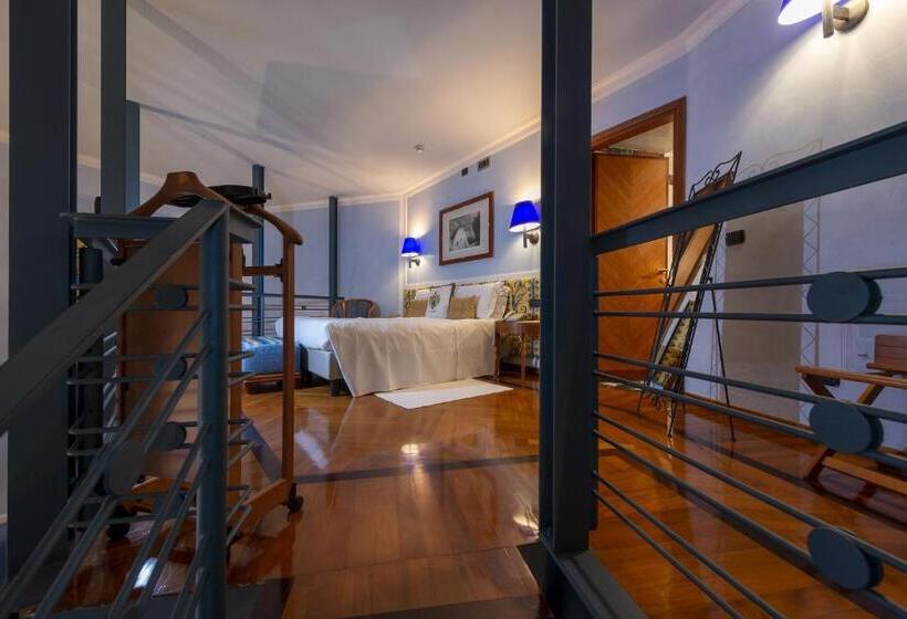 سوئیت با تخت بزرگ, Grand Hotel Ortigia