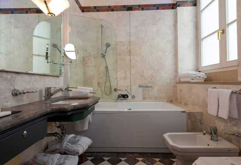 اتاق لوکس, Grand Hotel Ortigia