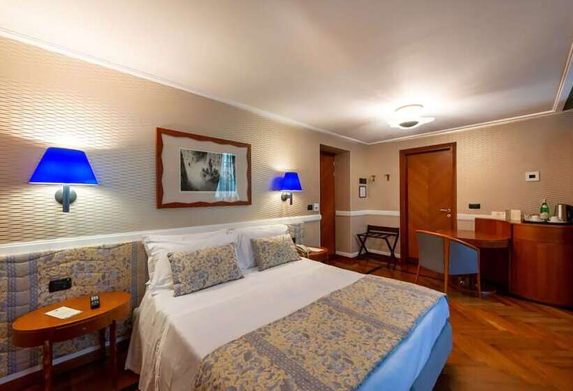 سوییت جونیور, Grand Hotel Ortigia