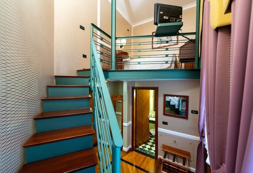 اتاق استاندارد یک نفره, Grand Hotel Ortigia