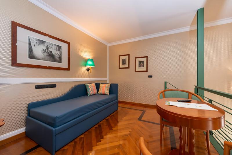 سوییت جونیور با چشم‌انداز دریا, Grand Hotel Ortigia