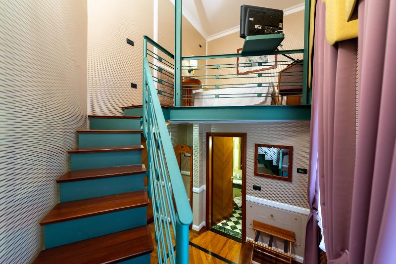 اتاق استاندارد یک نفره, Grand Hotel Ortigia