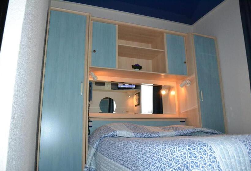 Номер Стандарт, Lud Hôtel