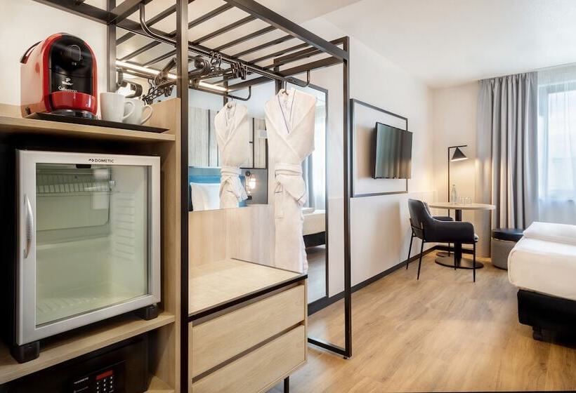 اتاق سوپریور, München City Center Affiliated By Meliá