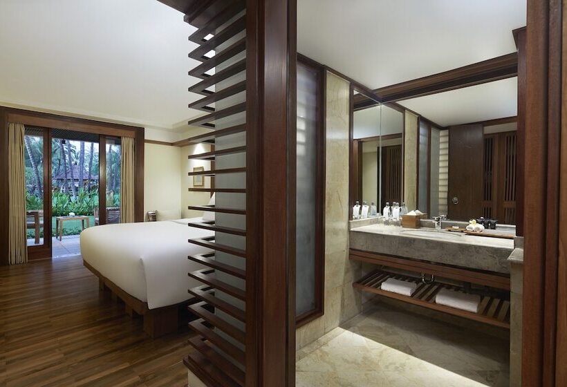 اتاق استاندارد با چشم‌انداز باغ, Melia Bali