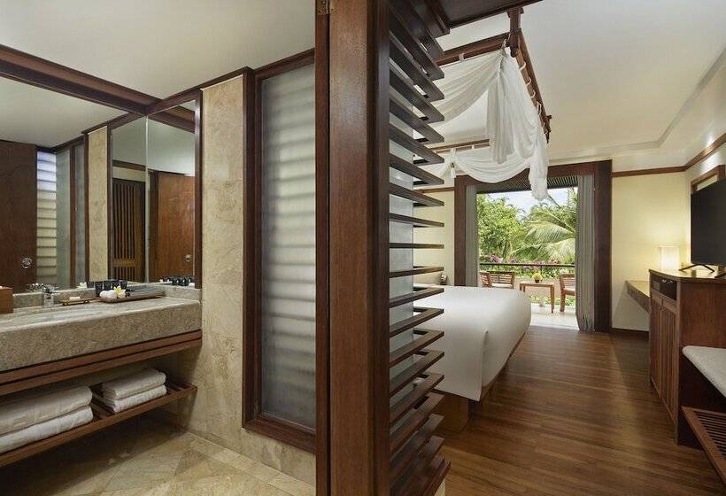 اتاق پریمیوم با چشم‌انداز باغ, Melia Bali