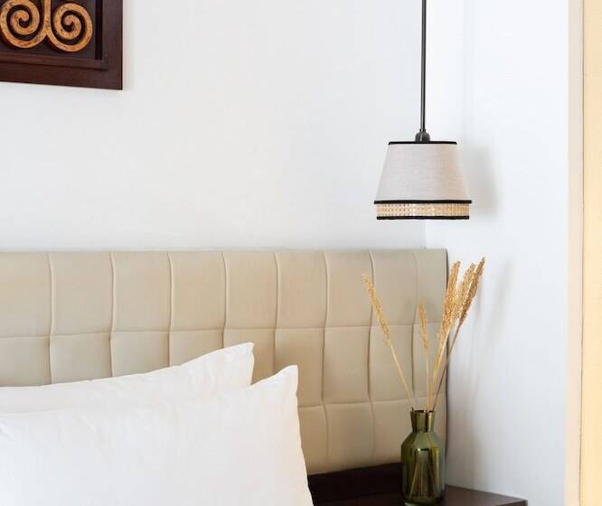 سوییت جونیور, Melia Bali