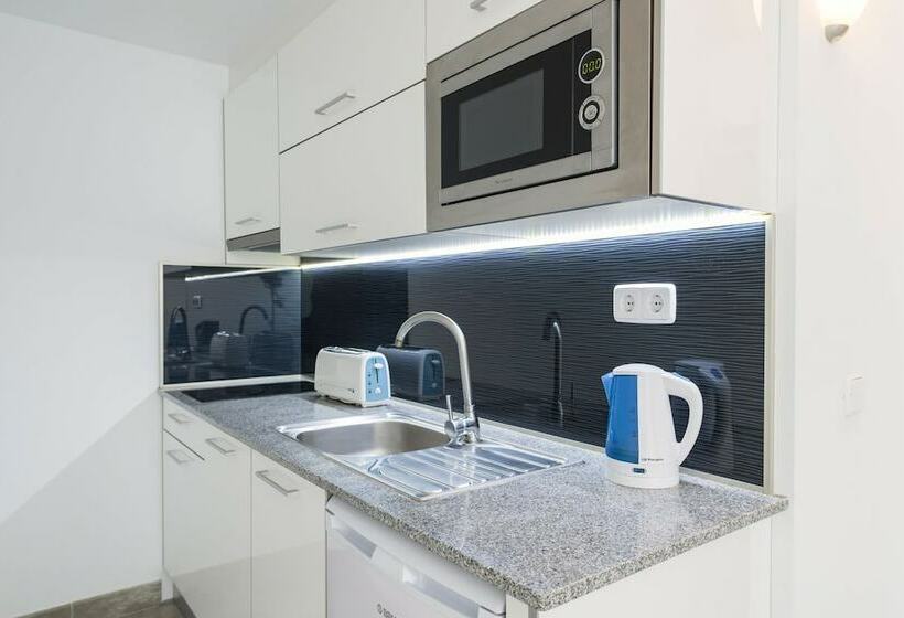 آپارتمان 1 خوابه با چشم‌انداز استخر, Apartamentos Siesta I