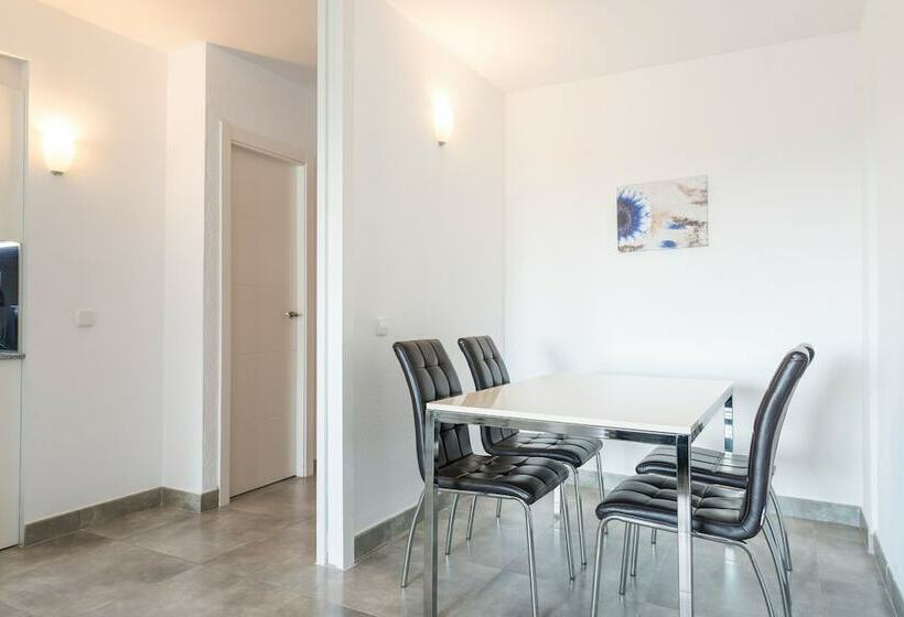 آپارتمان 1 خوابه با چشم‌انداز استخر, Apartamentos Siesta I