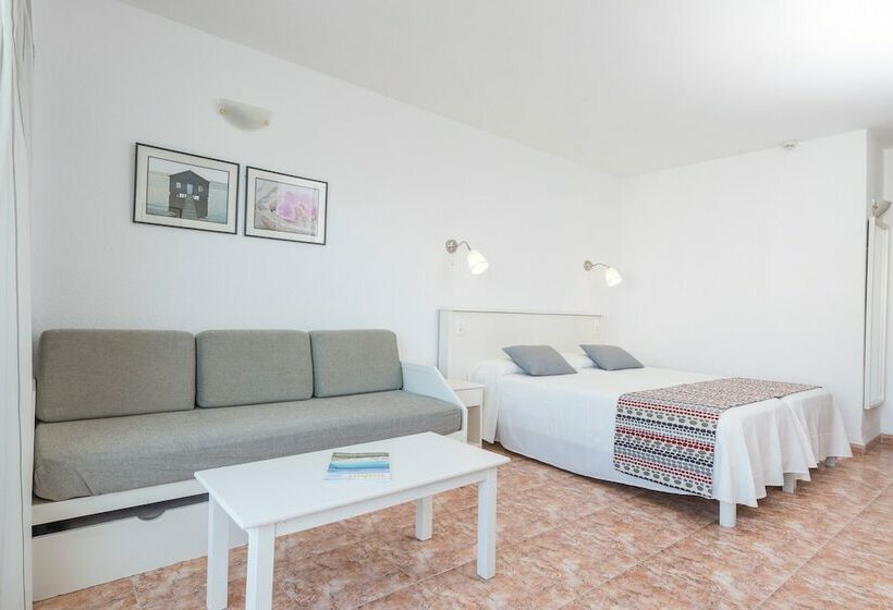 استودیو استاندارد با چشم‌انداز استخر, Apartamentos Siesta I