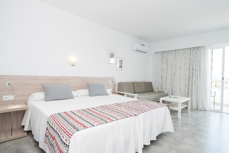 استودیوی استاندارد, Apartamentos Siesta I