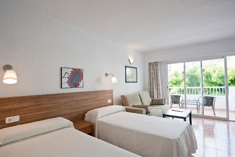 استودیوی استاندارد, Apartamentos Siesta I