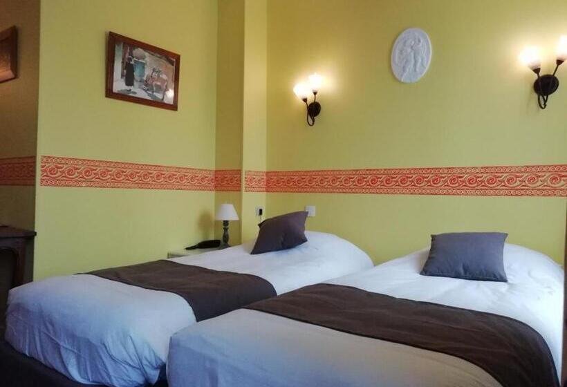 Номер Стандарт, Hostellerie Saint Martin  Logis Hôtel Et Restaurant